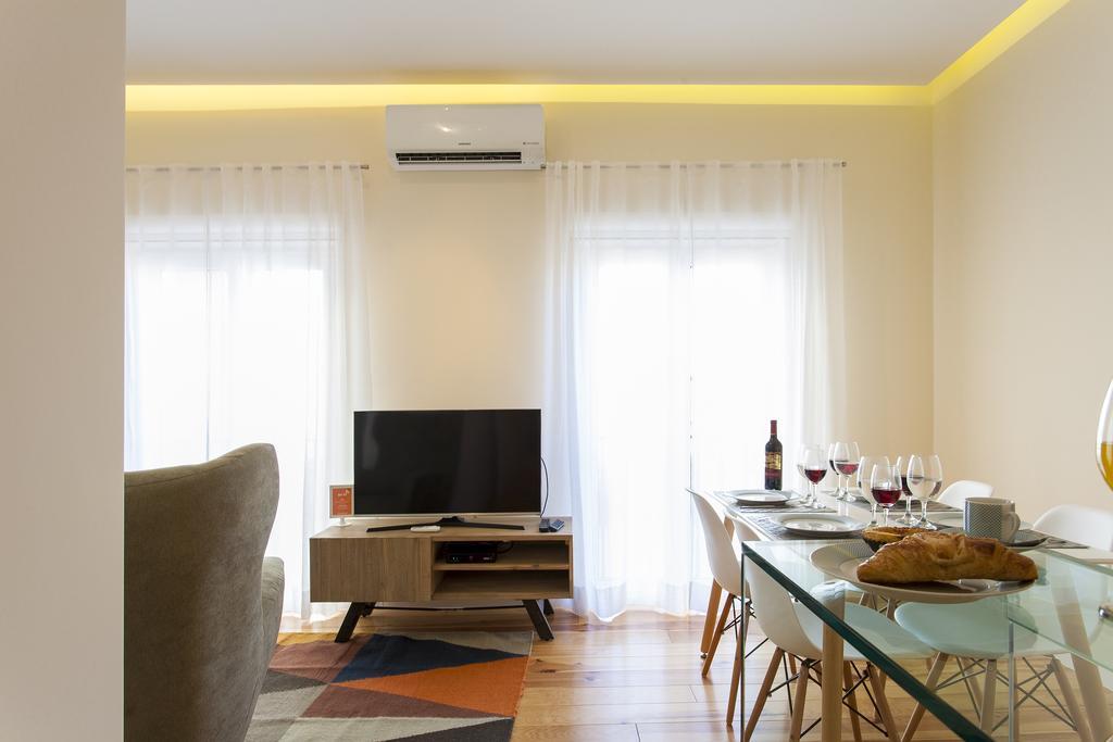 ליסבון Joivy Graca Deluxe Apartments מראה חיצוני תמונה
