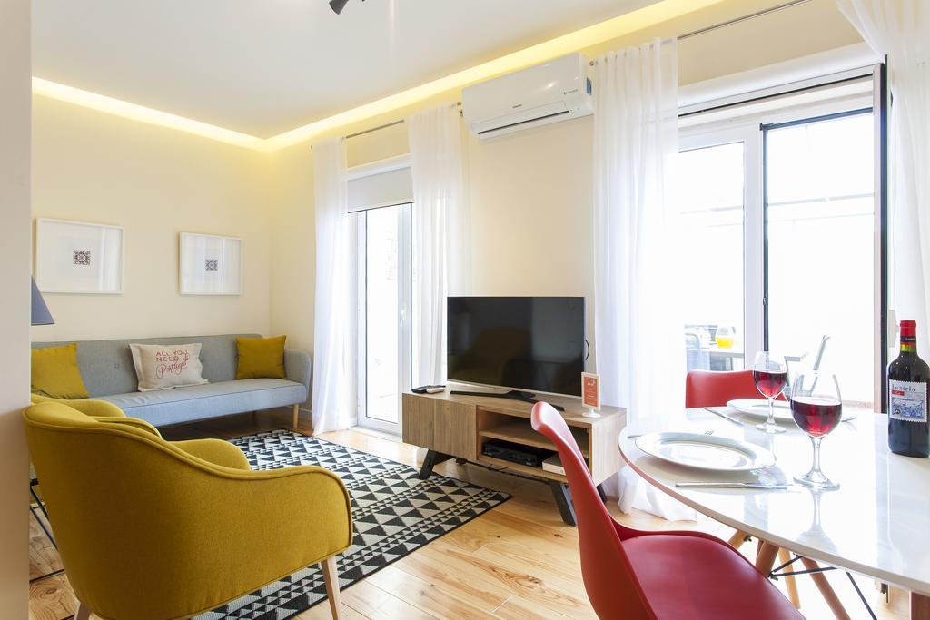 ליסבון Joivy Graca Deluxe Apartments מראה חיצוני תמונה